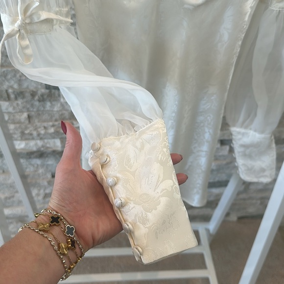 For Love of Lemons white mini dress with long chiffon sleeves. Size L, new - Picture 5 of 7